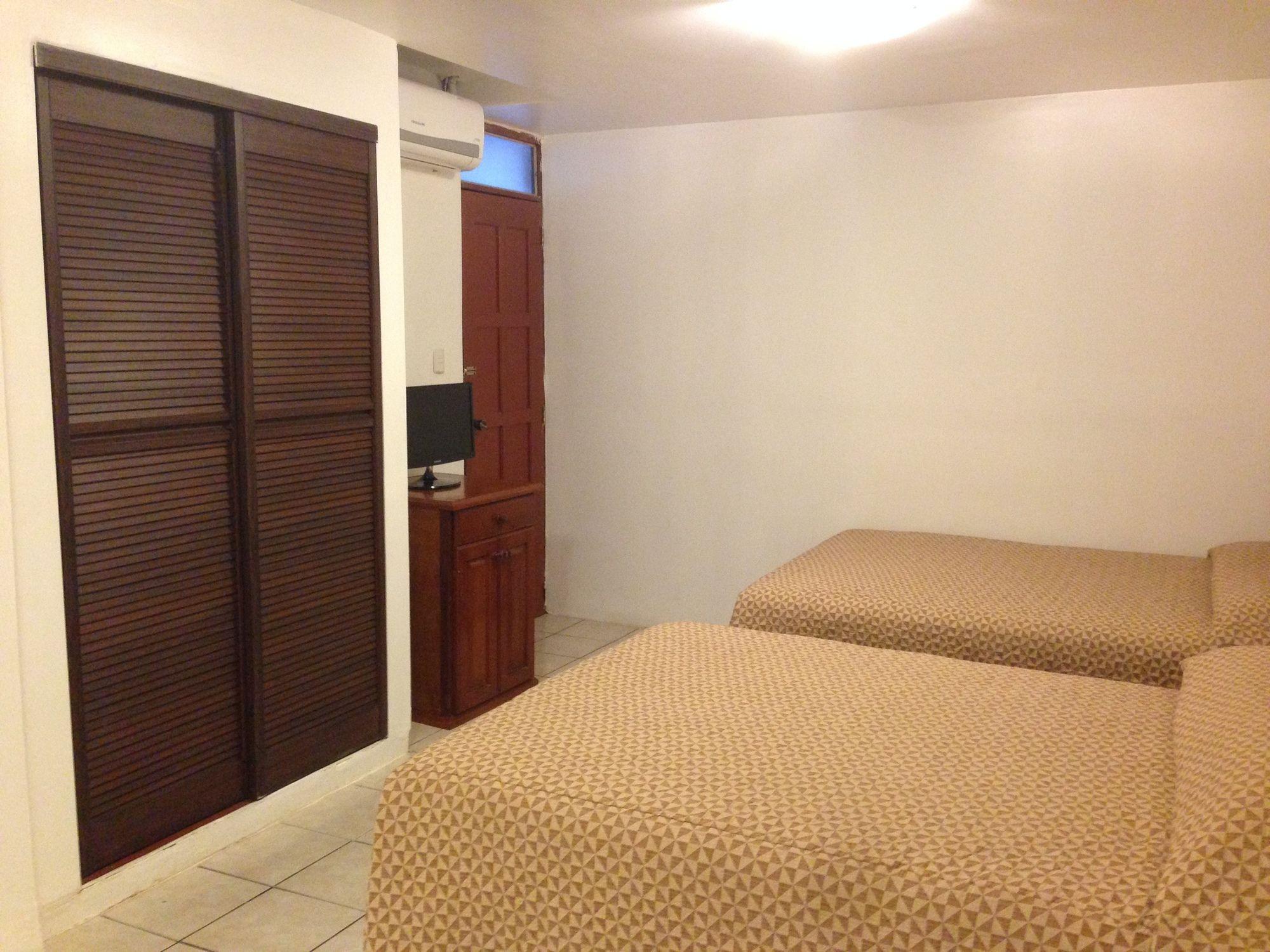 マナグア Casa San Juan Bed & Breakfast エクステリア 写真