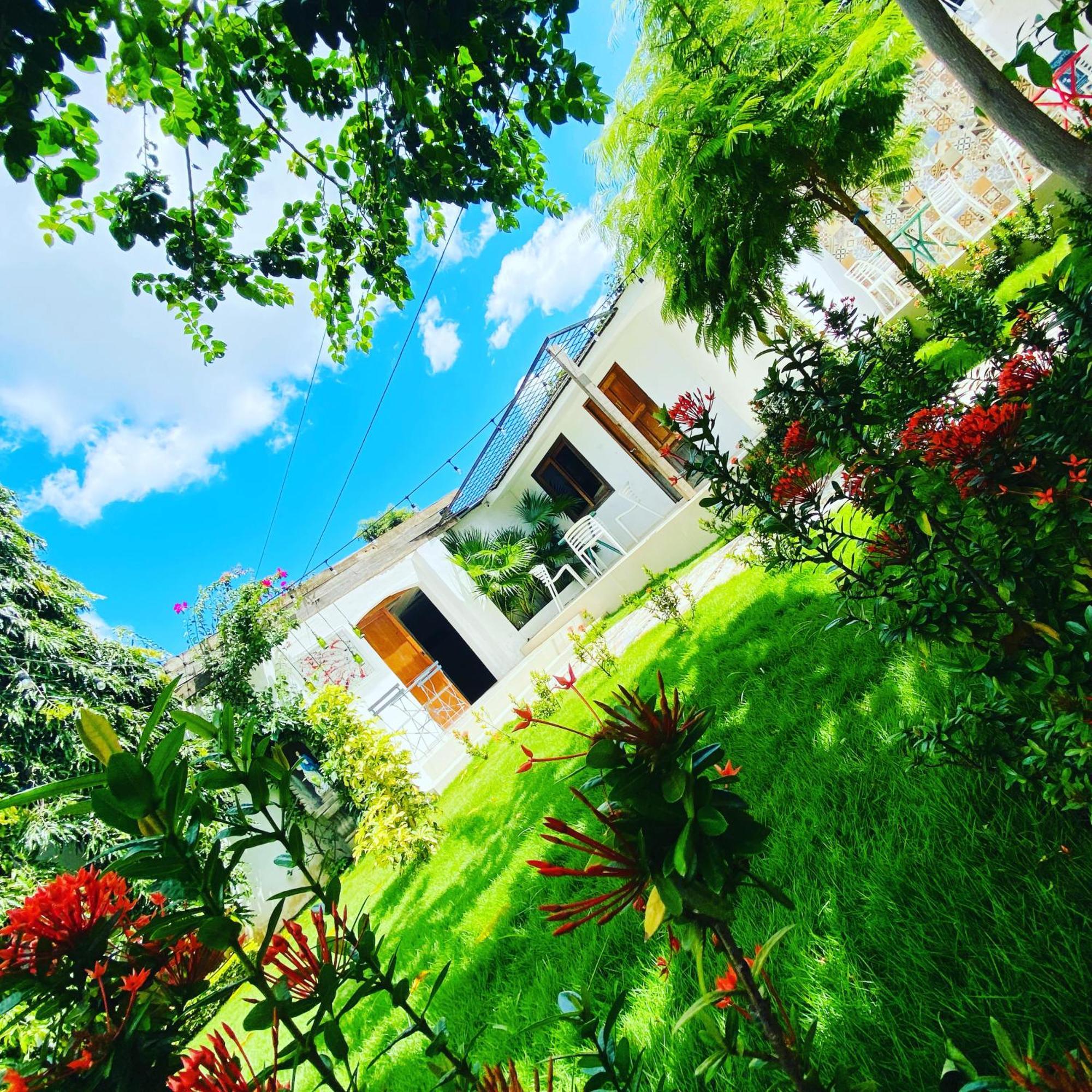 マナグア Casa San Juan Bed & Breakfast エクステリア 写真