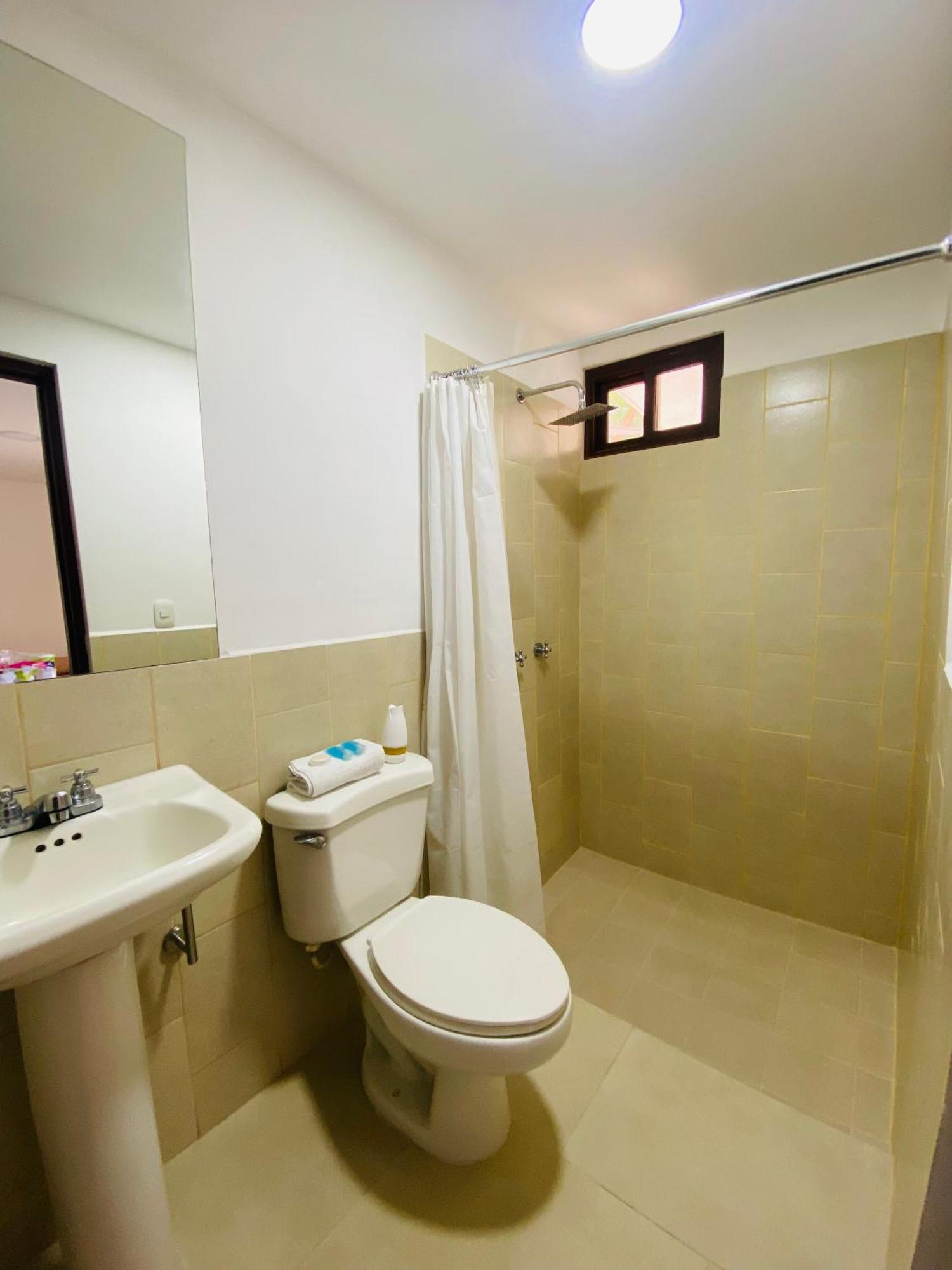 マナグア Casa San Juan Bed & Breakfast エクステリア 写真