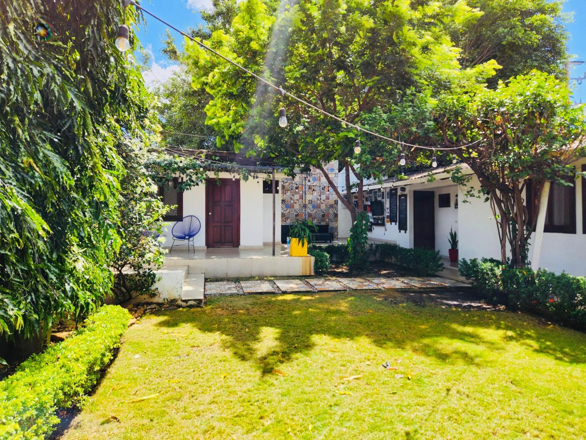 マナグア Casa San Juan Bed & Breakfast エクステリア 写真